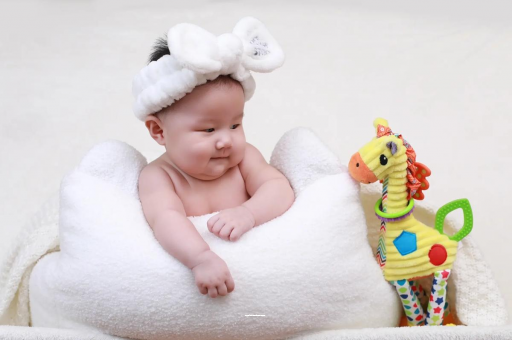 代怀生子好找吗宝宝头发黄是什么原因 代怀生子好找吗宝宝头发黄是什么原因