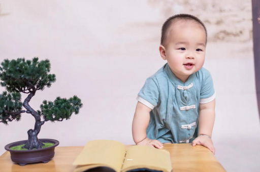 代怀生子好找吗满月宝宝头围多少正常