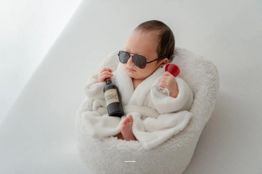 代怀生子好找吗宝宝几个月抬头稳